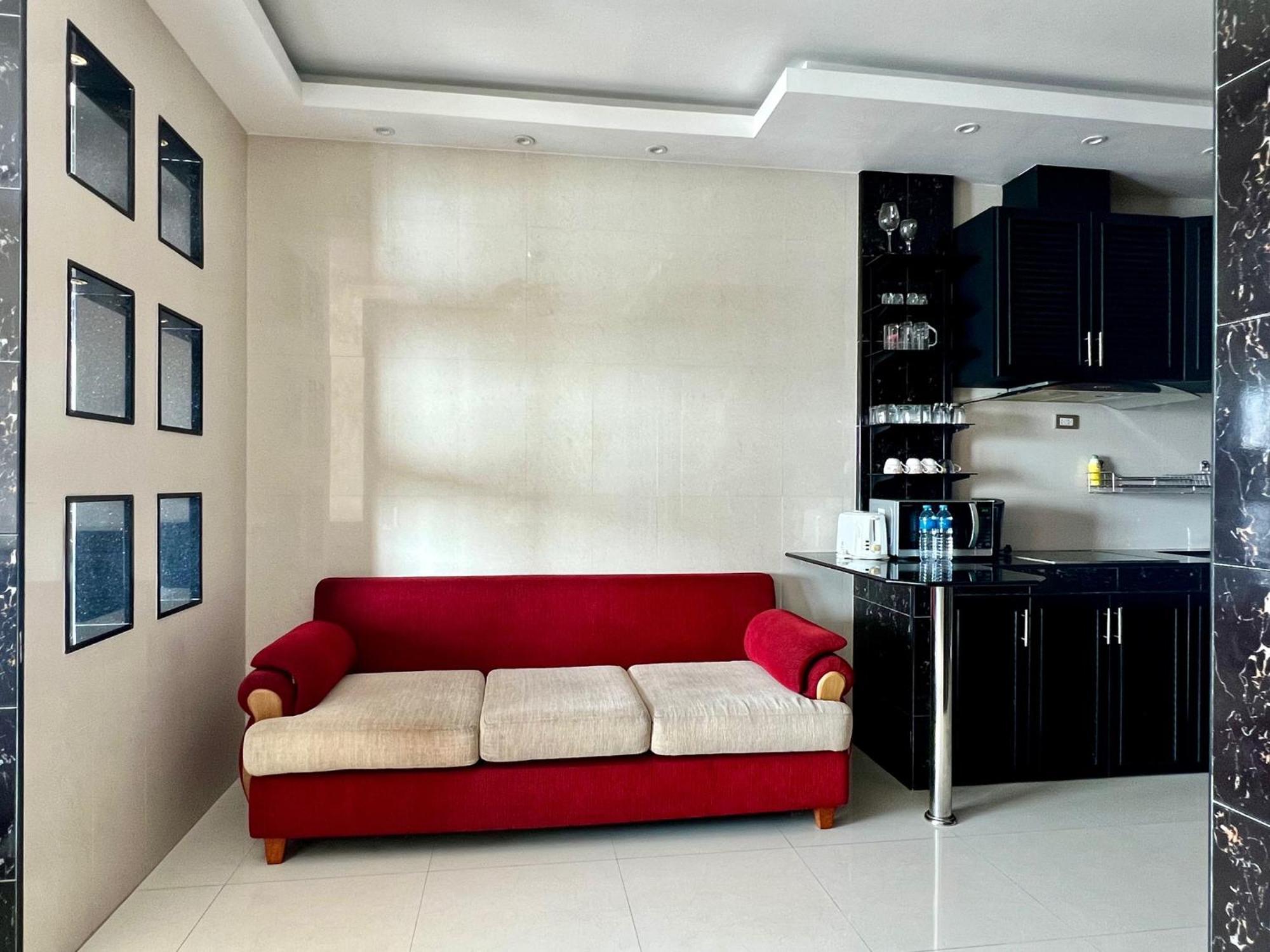 Viewtalay Beachfront By Nd Pattaya Exterior foto